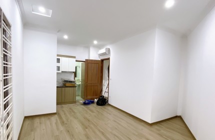 Tìm Người Thuê PHÒNG TRỌ phố Kim Mã, Ba Đình - 30m2